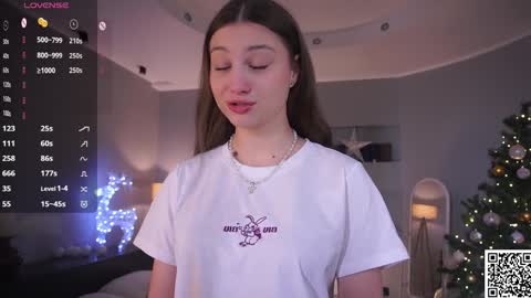 Snapshot of margarethowell chatting on 01-07-26, 07:55 Margaret online show from 01-07-26, 07:55