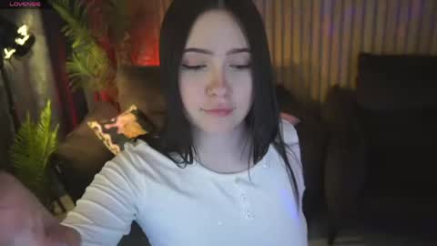 Snapshot of margaritagrey chatting on 05-18-26, 07:09 margaritagrey online show from 05-18-26, 07:09