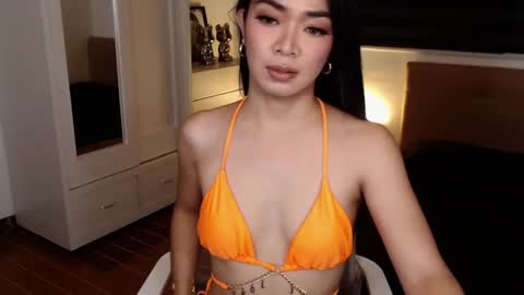 Marga Williams online show from 11-25-25, 08:25