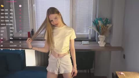 Snapshot of margenenoyd chatting on 02-19-26, 07:37 Nala online show from 02-19-26, 07:37