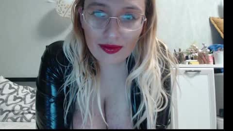 margo_shine online show from 04-30-26, 05:41