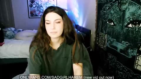 Mari online show from 02-28-25, 05:26