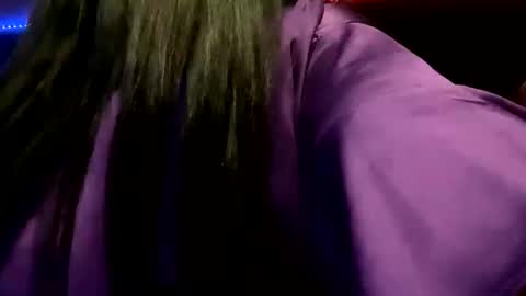 Mari Bee online show from 03-07-26, 07:49