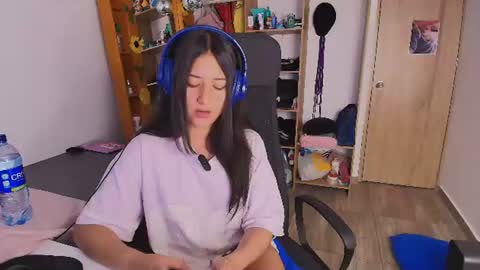 Snapshot of mari_mar69 chatting on 07-24-26, 11:19 mari_mar69 online show from 07-24-26, 11:19