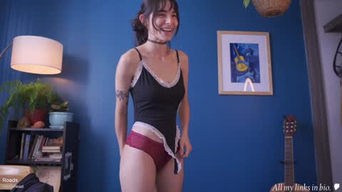 Snapshot of maria_alfonsina_ chatting on 12-05-24, 05:17 Alfonsina online show from 12-05-24, 05:17