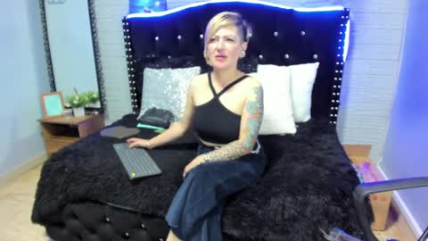 Maria fernanda online show from 12-03-24, 02:36