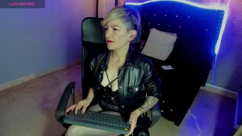 Maria fernanda online show from 01-24-25, 10:51