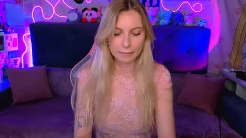 Maria online show from 11-14-25, 05:50