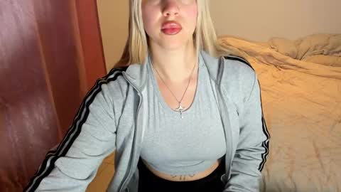Itslablonde online show from 11-16-25, 09:31