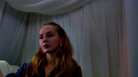 Snapshot of maria_venera__ chatting on 04-23-26, 02:24 Maria online show from 04-23-26, 02:24