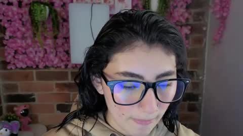 Snapshot of mariagh_ chatting on 05-02-26, 07:30 Maria online show from 05-02-26, 07:30