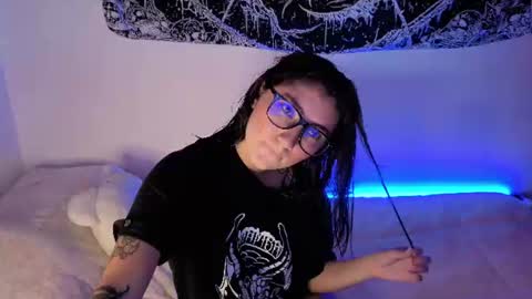 Snapshot of mariagh_ chatting on 06-27-26, 01:28 Maria online show from 06-27-26, 01:28