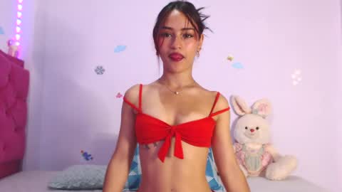 Snapshot of mariagills chatting on 05-01-26, 04:00 Giselle Mara online show from 05-01-26, 04:00