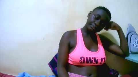 Snapshot of mariah_lovely chatting on 04-27-26, 08:29 mariah_lovely online show from 04-27-26, 08:29