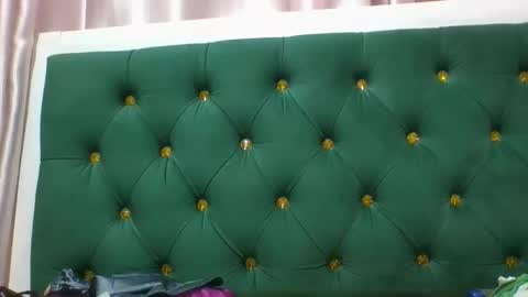 Snapshot of mariahsexy4u chatting on 02-16-26, 02:57 mariahsexy4u online show from 02-16-26, 02:57