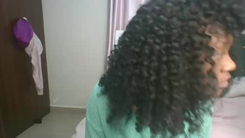 Snapshot of mariahsexy4u chatting on 02-17-26, 03:14 mariahsexy4u online show from 02-17-26, 03:14