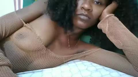 Snapshot of mariahsexy4u chatting on 02-20-26, 08:42 mariahsexy4u online show from 02-20-26, 08:42