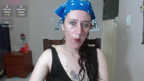 Snapshot of mariam_wish1 chatting on 05-13-26, 04:59 mariam_wish1 online show from 05-13-26, 04:59