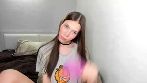 Snapshot of mariamceleste chatting on 12-20-25, 12:12 Mariam online show from 12-20-25, 12:12