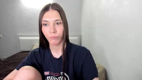 Snapshot of mariamceleste chatting on 01-15-26, 03:49 Mariam online show from 01-15-26, 03:49