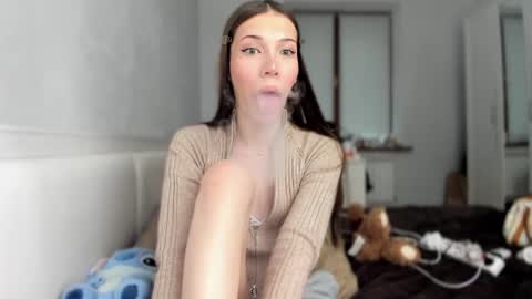 Snapshot of mariamceleste chatting on 05-23-26, 02:28 Mariam online show from 05-23-26, 02:28