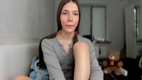 Snapshot of mariamceleste chatting on 05-24-26, 03:22 Mariam online show from 05-24-26, 03:22
