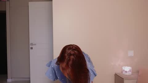 mariameella online show from 10-21-25, 08:26