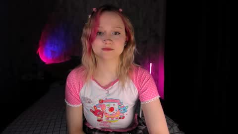 Snapshot of mariamilkis chatting on 02-17-25, 11:53 Maria online show from 02-17-25, 11:53