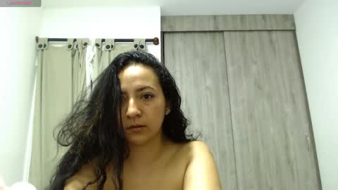 Snapshot of mariamualata chatting on 05-15-26, 11:56 mariamualata online show from 05-15-26, 11:56