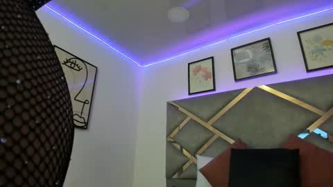 Marian online show from 03-04-25, 02:38