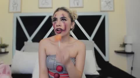 Marian online show from 11-01-25, 02:35