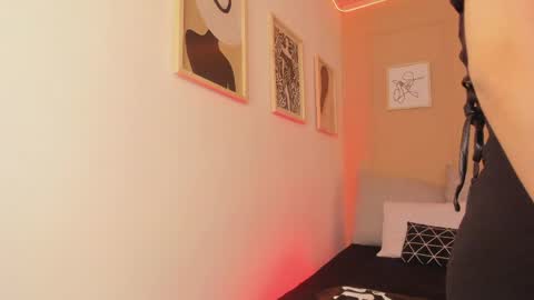 Marian online show from 04-02-26, 08:06