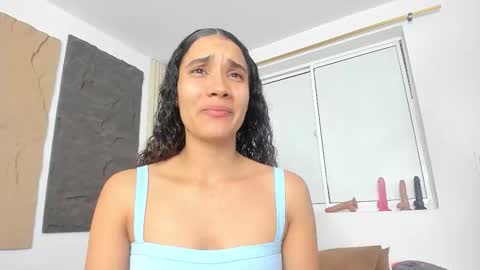 Marian online show from 12-05-25, 10:57