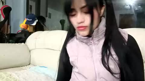 Snapshot of mariana114o chatting on 04-20-26, 03:20 Mariana online show from 04-20-26, 03:20