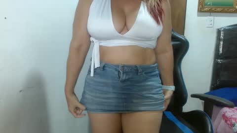 Snapshot of mariana995649 chatting on 01-12-25, 11:15 mariana995649 online show from 01-12-25, 11:15