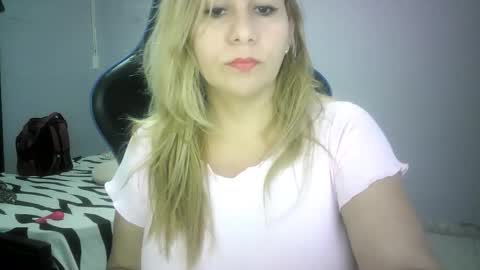 Snapshot of mariana995649 chatting on 10-29-25, 12:07 mariana995649 online show from 10-29-25, 12:07