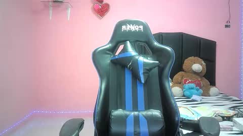 Snapshot of mariana995649 chatting on 01-11-26, 02:22 mariana995649 online show from 01-11-26, 02:22