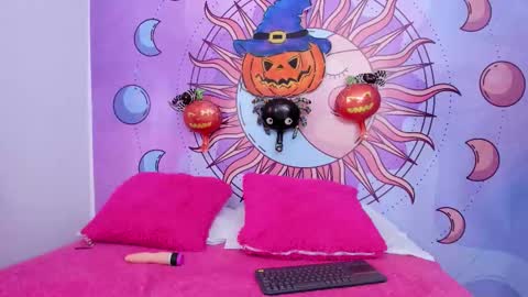mariana_16_ online show from 10-28-25, 08:00