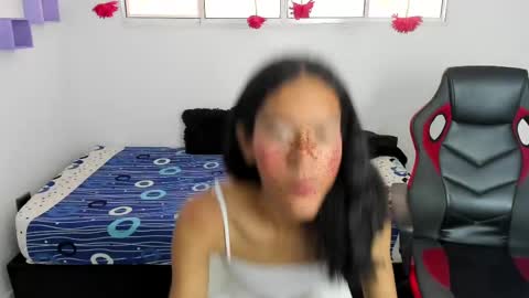 Mariana online show from 03-04-25, 02:10