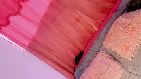 Mariana online show from 09-11-25, 12:38