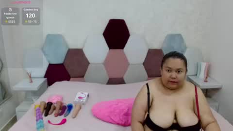Snapshot of marianabbw_ chatting on 06-13-26, 02:48 mariana online show from 06-13-26, 02:48
