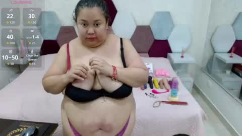 Snapshot of marianabbw_ chatting on 07-24-26, 06:06 mariana online show from 07-24-26, 06:06