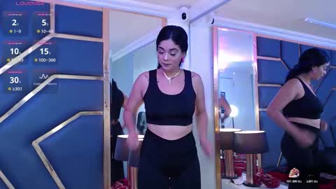 Snapshot of marianamontezz chatting on 01-15-26, 11:59 online show from 01-15-26, 11:59