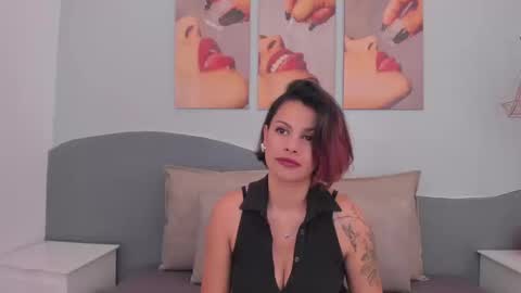 Snapshot of marianasanz chatting on 03-21-26, 01:48 Mariana online show from 03-21-26, 01:48