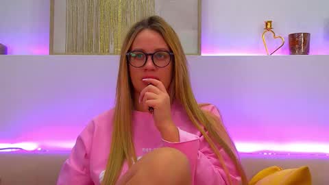 Maria online show from 02-10-25, 04:41