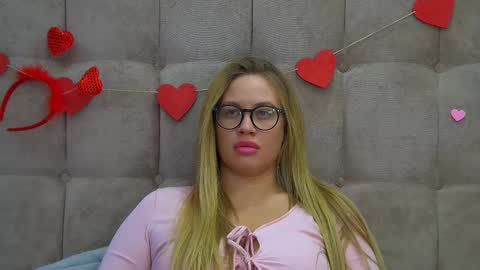 Maria online show from 02-16-25, 01:47