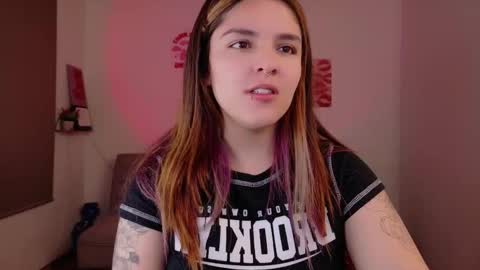 Snapshot of mariangeel_ chatting on 10-27-25, 11:09 mariangeel_ online show from 10-27-25, 11:09