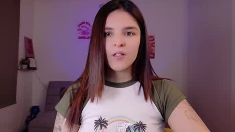 Snapshot of mariangeel_ chatting on 10-29-25, 10:55 mariangeel_ online show from 10-29-25, 10:55