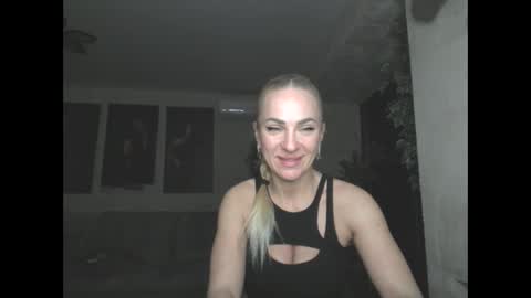 Snapshot of marianna1977 chatting on 04-28-26, 06:57 marianna1977 online show from 04-28-26, 06:57