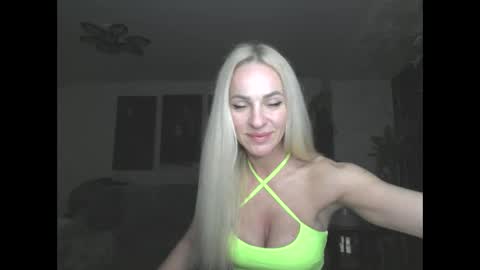 Snapshot of marianna1977 chatting on 05-03-26, 05:30 marianna1977 online show from 05-03-26, 05:30